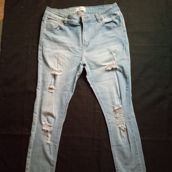 NWOT Track 23 Jeans Women's Blue Skinny Mid Rise Denim Distressed Jean Size 13 - Picture 2 of 9